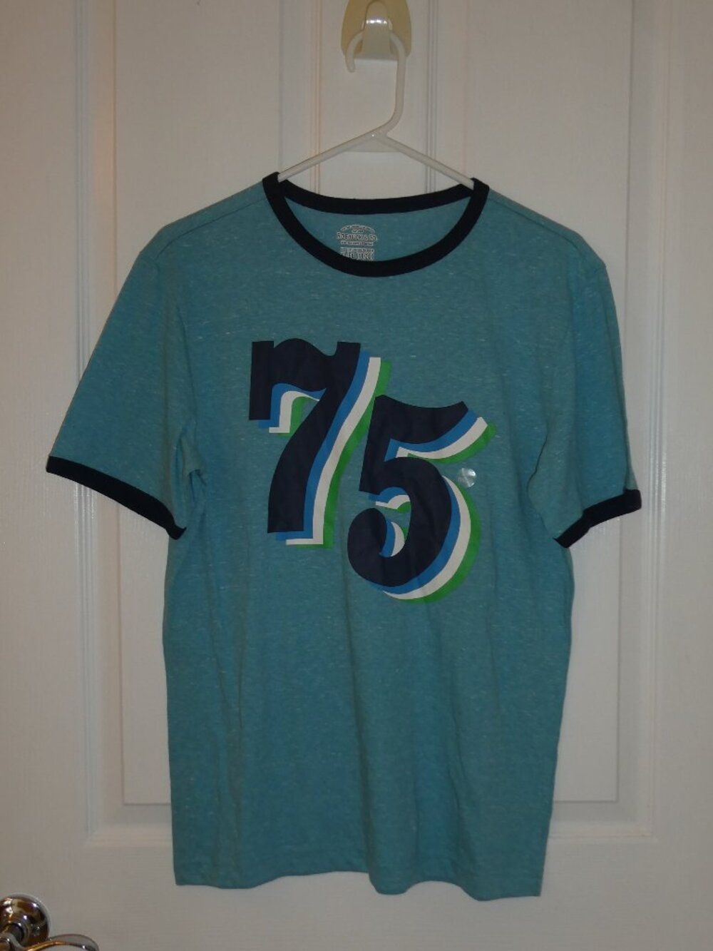 Sears Roebuck & Company Boys T-shirt Size XL (18-20)